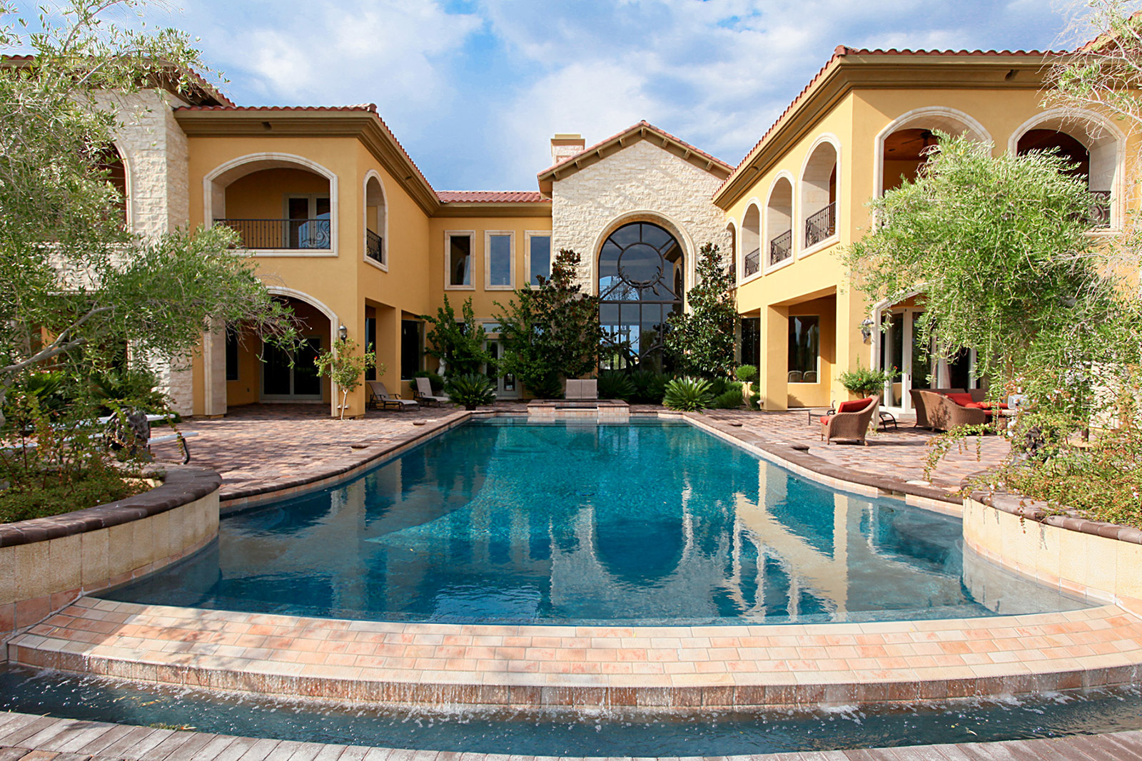 luxury custom home las vegas exterior backyard pool