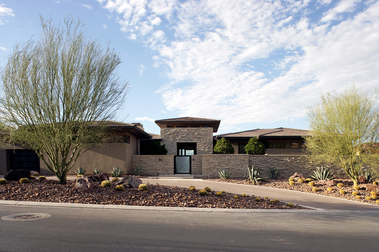 luxury custom home las vegas exterior view