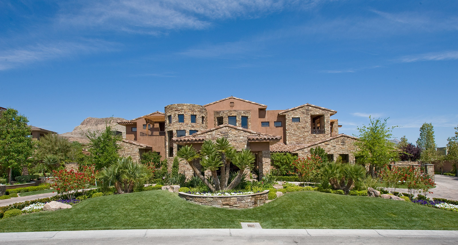 luxury custom home las vegas exterior view