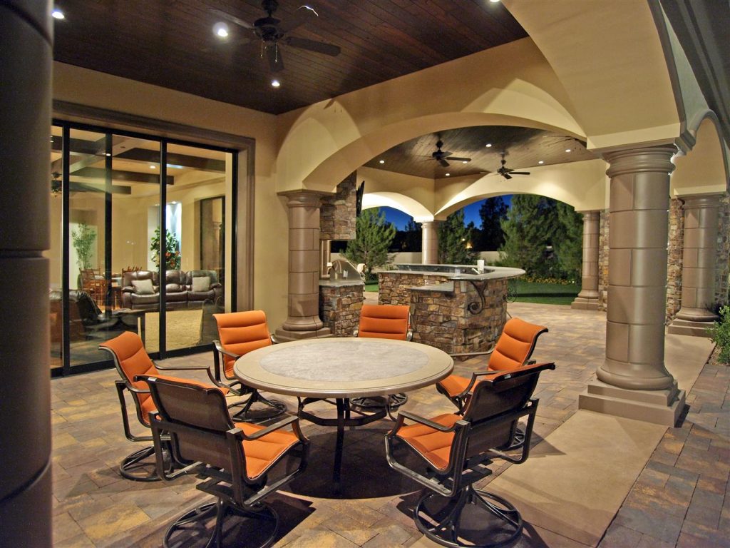 luxury custom home las vegas exterior courtyard