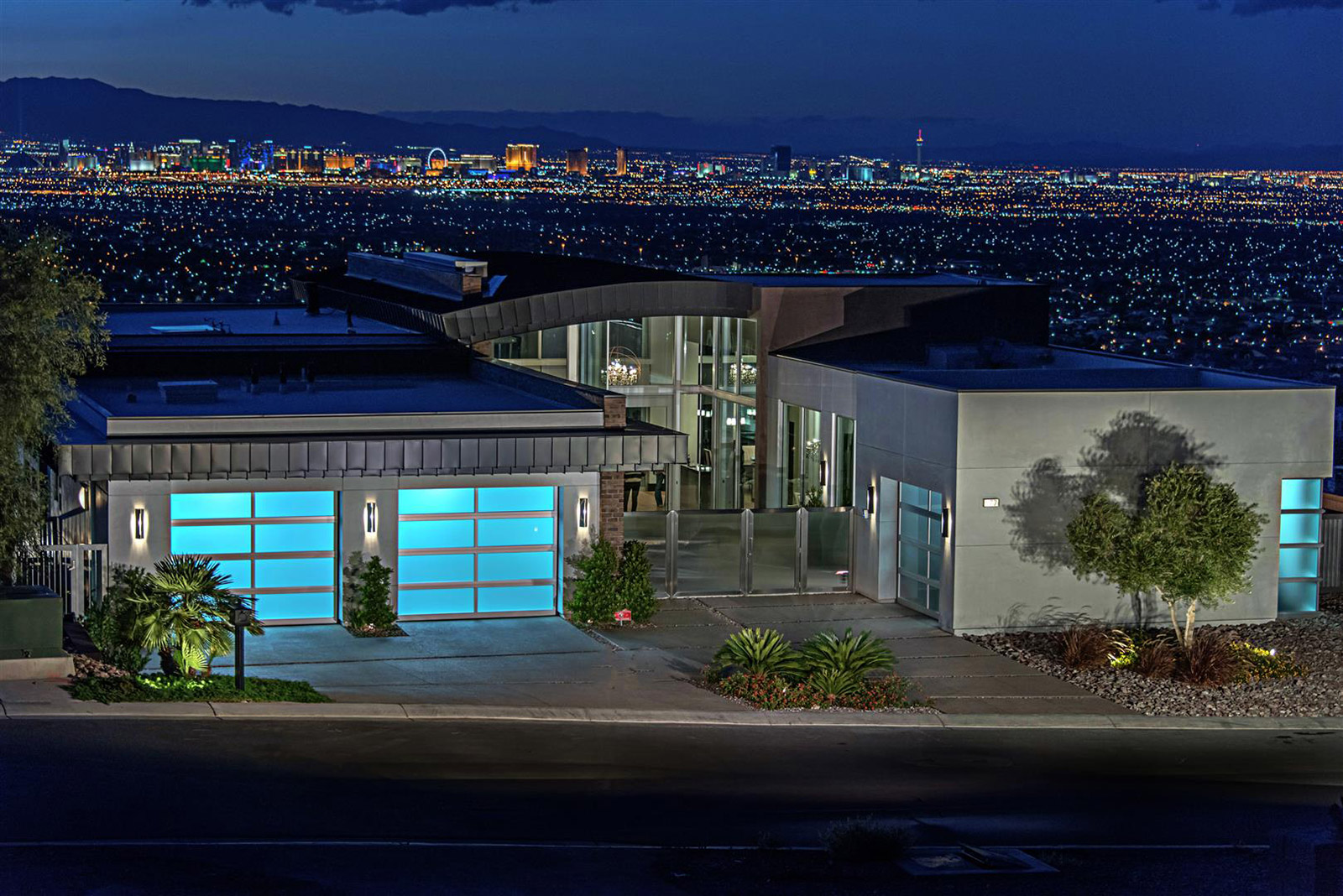 luxury custom home las vegas exterior front view