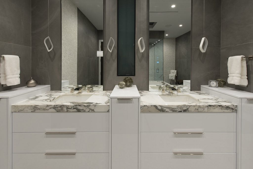 custom luxury las vegas home interior bathroom