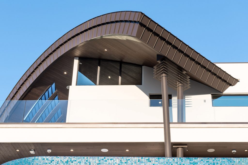 custom home las vegas balcony
