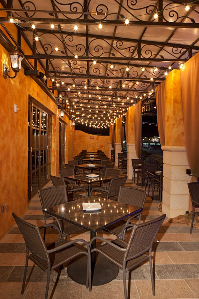 exterior architecture restaurant las vegas
